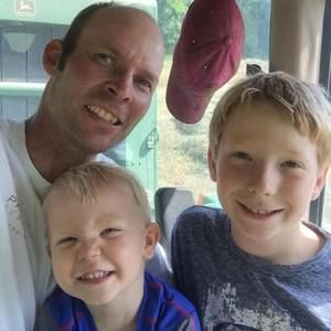 Meet your Posher, Robert